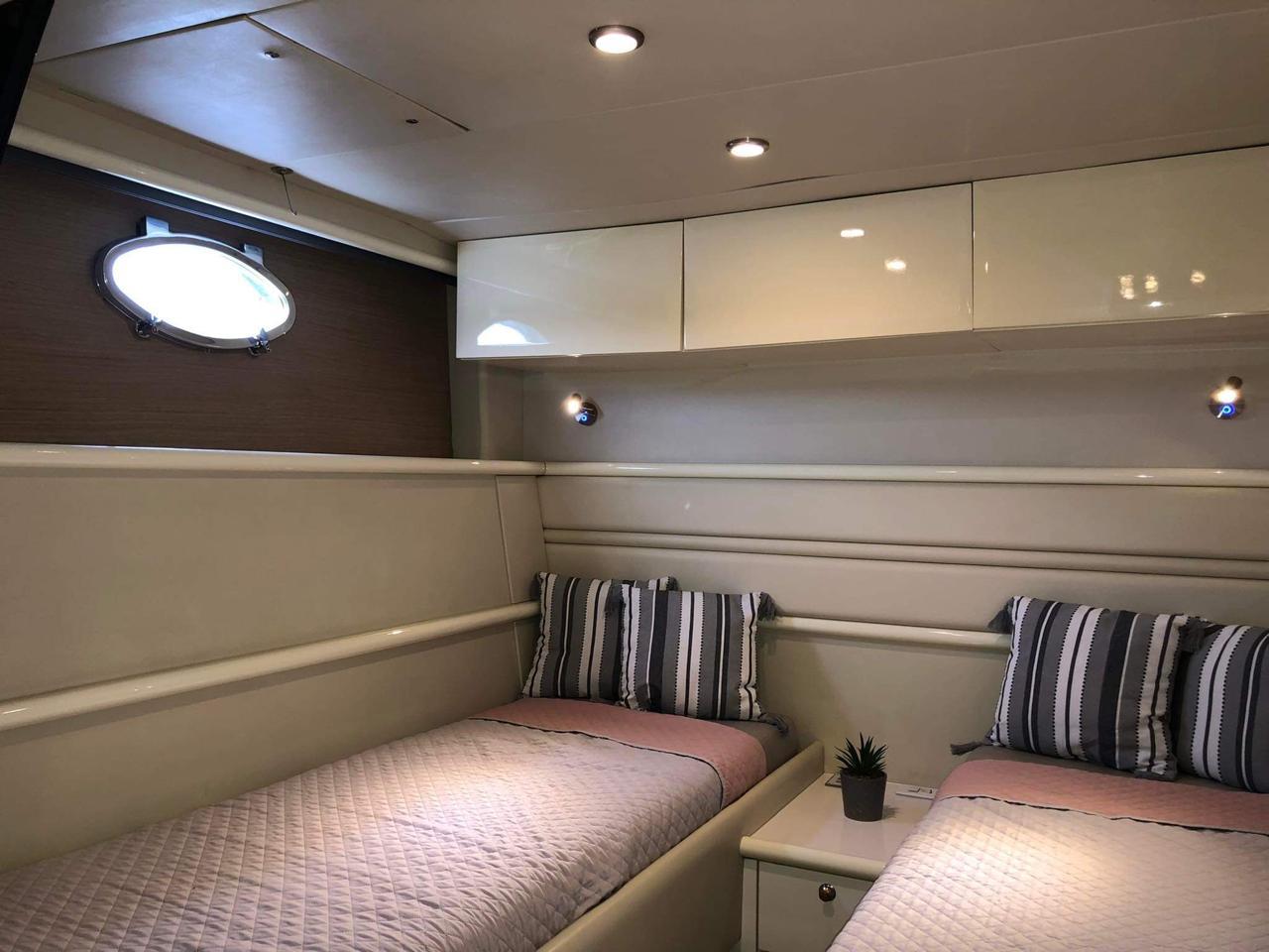 Twin cabin